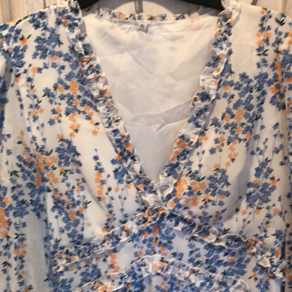 Flowy Floral Midi Dress NWOT